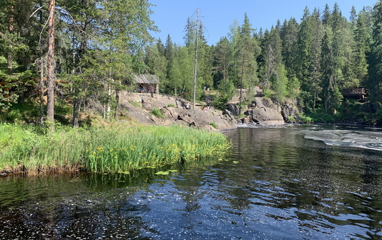 Тур «Хиты Петербурга и Затерянный мир водопадов Карелии»